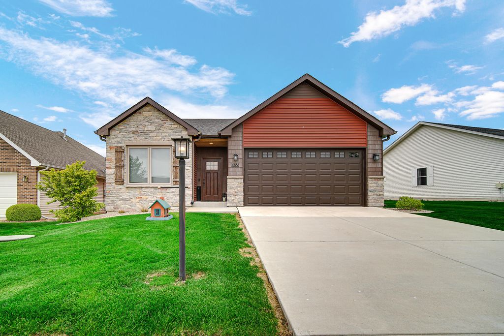 10683 W 116th Avenue, Cedar Lake, IN 46303