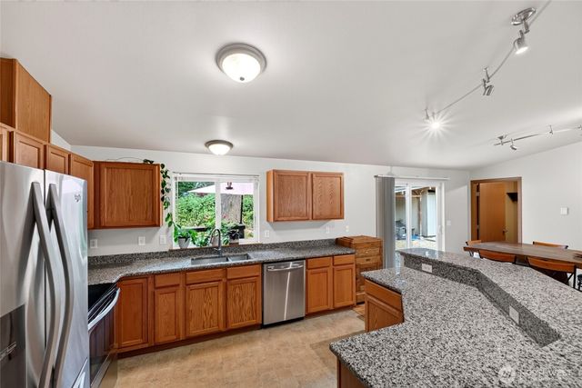 8121 349th Street S, Roy, WA 98580