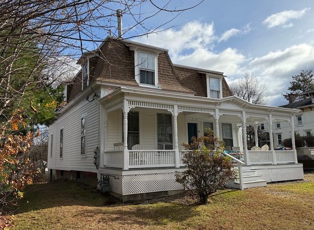 65 N Prospect St, Amherst, MA 01002