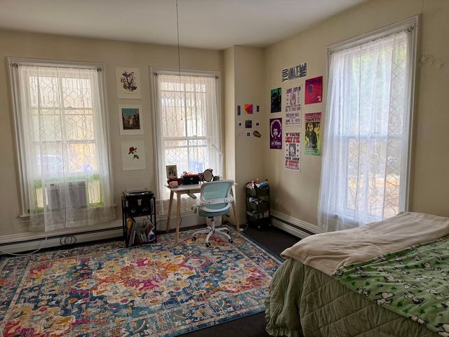 65 N Prospect St, Amherst, MA 01002