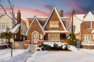 16565 Roselawn Street, Detroit, MI 48221