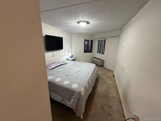 725 Miller Avenue 221, Freeport, NY 11520