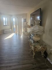 725 Miller Avenue 221, Freeport, NY 11520