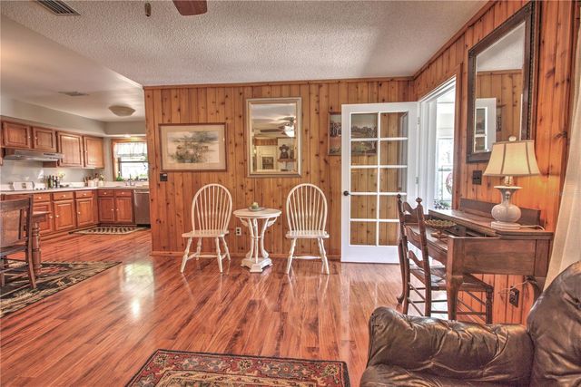 825 E 23RD AVENUE, New Smyrna Beach, FL 32169