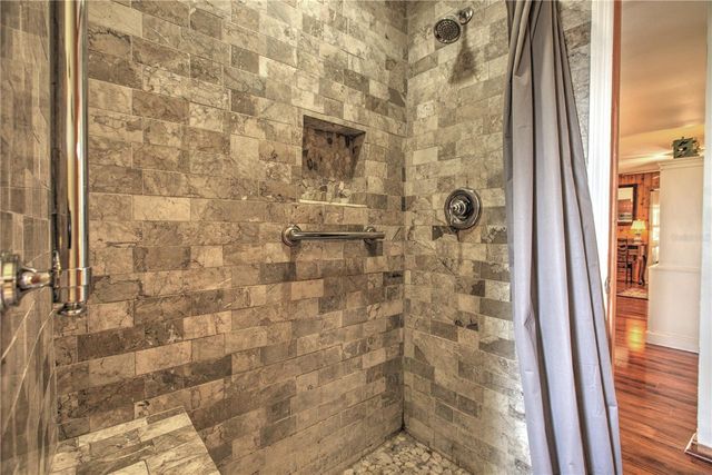 825 E 23RD AVENUE, New Smyrna Beach, FL 32169