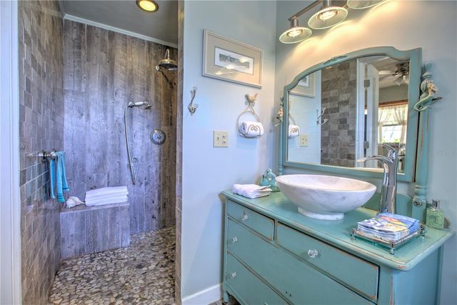 825 E 23RD AVENUE, New Smyrna Beach, FL 32169