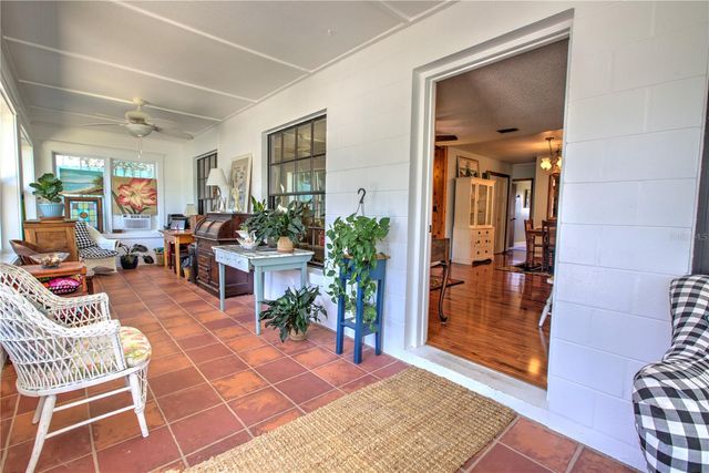 825 E 23RD AVENUE, New Smyrna Beach, FL 32169