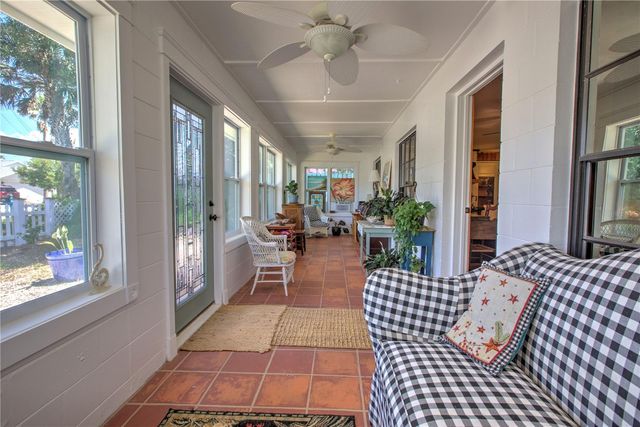 825 E 23RD AVENUE, New Smyrna Beach, FL 32169
