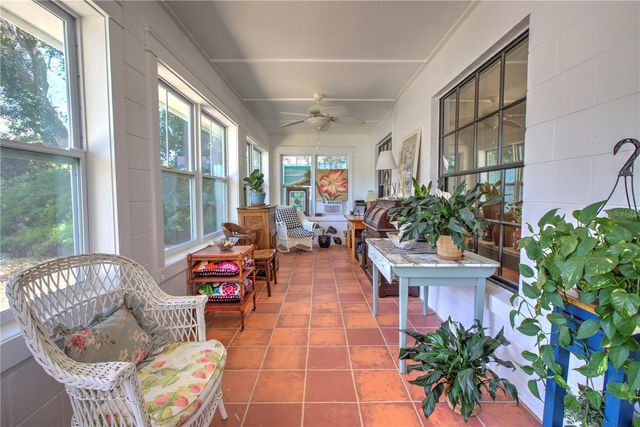 825 E 23RD AVENUE, New Smyrna Beach, FL 32169