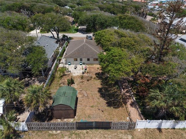 825 E 23RD AVENUE, New Smyrna Beach, FL 32169