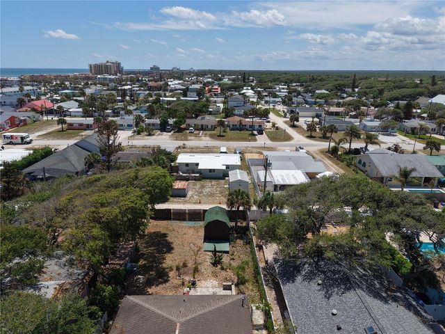 825 E 23RD AVENUE, New Smyrna Beach, FL 32169