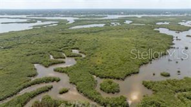 825 E 23RD AVENUE, New Smyrna Beach, FL 32169