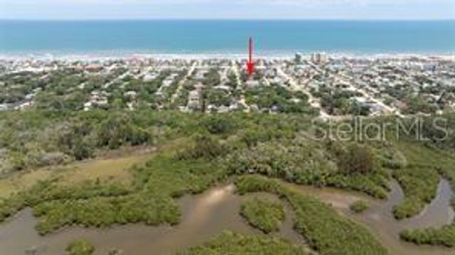 825 E 23RD AVENUE, New Smyrna Beach, FL 32169
