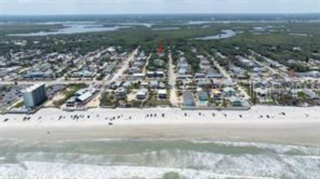 825 E 23RD AVENUE, New Smyrna Beach, FL 32169