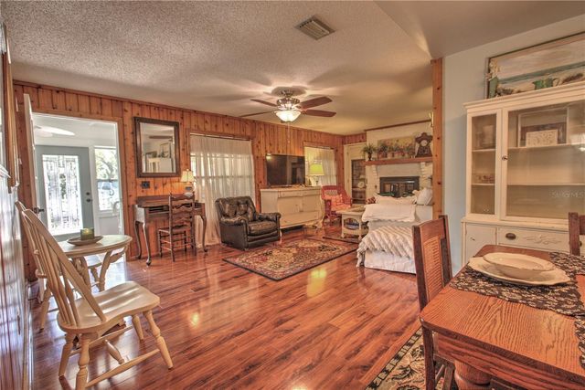 825 E 23RD AVENUE, New Smyrna Beach, FL 32169