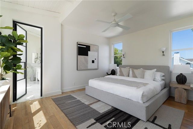 2217 Laurel Place, Newport Beach, CA 92663