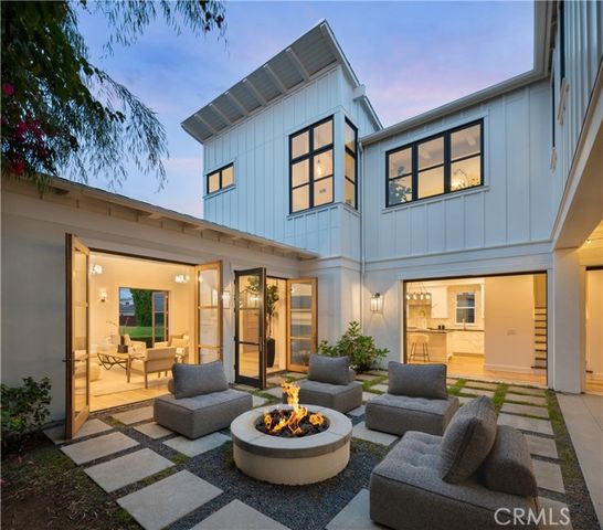 2217 Laurel Place, Newport Beach, CA 92663