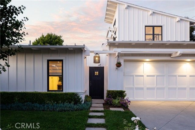 2217 Laurel Place, Newport Beach, CA 92663