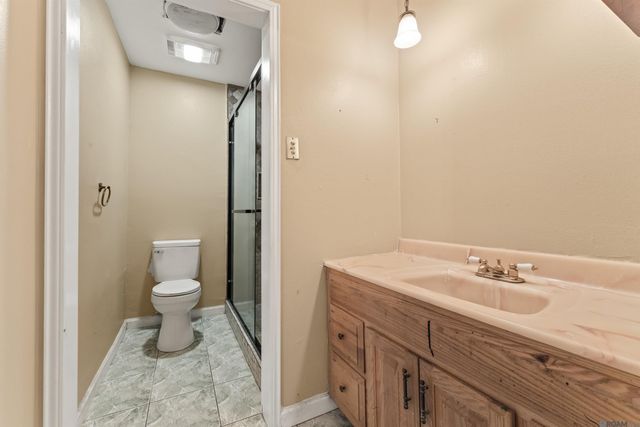 1054 Barkley Dr, Baton Rouge, LA 70810