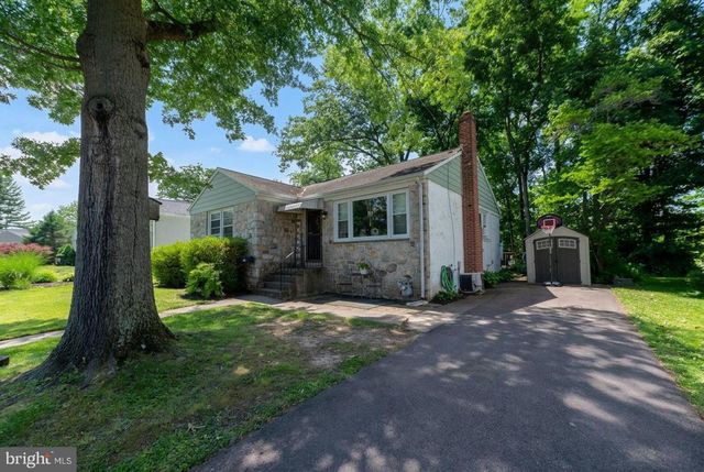 665 WOODLAND AVE, Pottstown, PA 19464