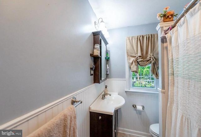 665 WOODLAND AVE, Pottstown, PA 19464