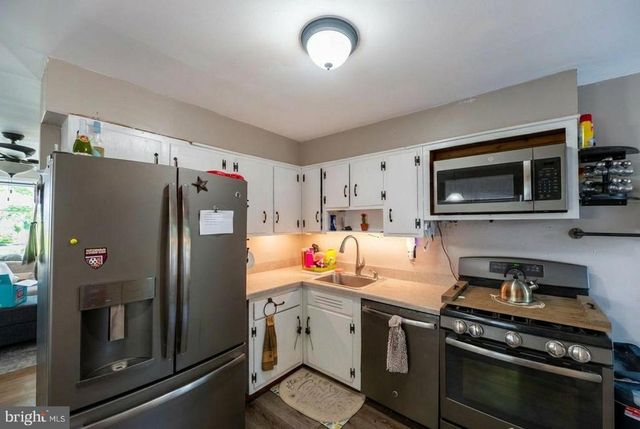 665 WOODLAND AVE, Pottstown, PA 19464