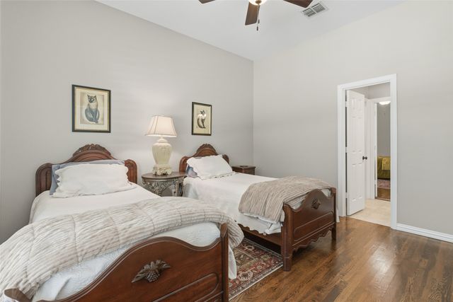 7800 Rockledge Drive, Mckinney, TX 75071