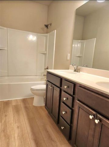 3078 Ivy Crossing Drive, Buford, GA 30519