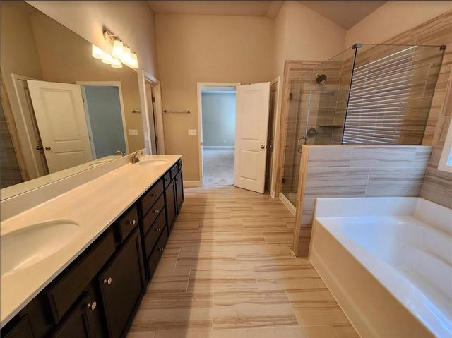 3078 Ivy Crossing Drive, Buford, GA 30519
