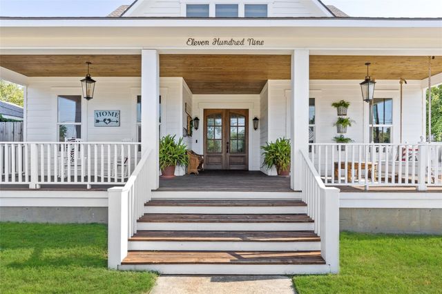 1109 E Oakdale Road, Irving, TX 75060