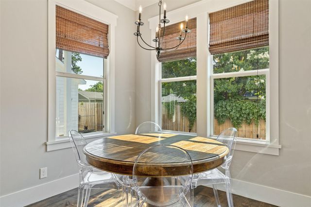 1109 E Oakdale Road, Irving, TX 75060