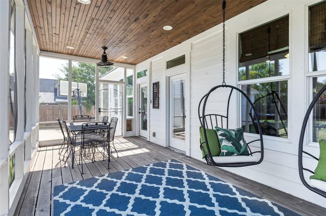 1109 E Oakdale Road, Irving, TX 75060