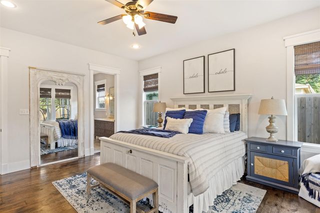 1109 E Oakdale Road, Irving, TX 75060