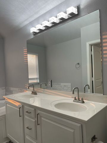 1712 Lake Wood Trail, Little Elm, TX 75068