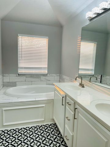 1712 Lake Wood Trail, Little Elm, TX 75068