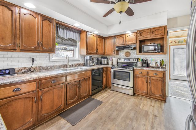 55 Morris Dr, Carthage, TN 37030