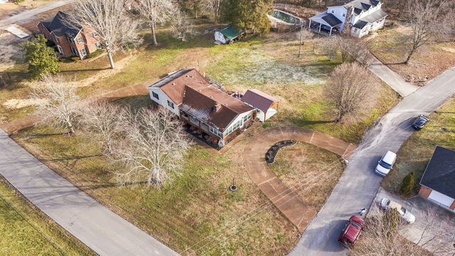 55 Morris Dr, Carthage, TN 37030