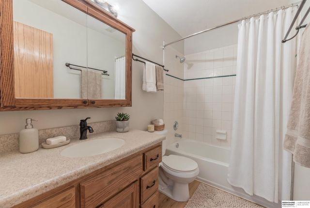 1723 N 171st Street, Omaha, NE 68118
