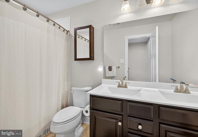 9318 TIDWORTH WAY, Hagerstown, MD 21740