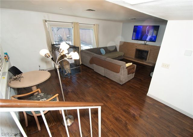 6785 Groveview Lane, Las Vegas, NV 89103