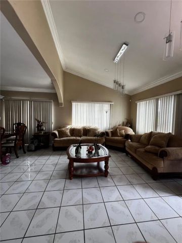 3148 Magnolia, Long Beach, CA 90806