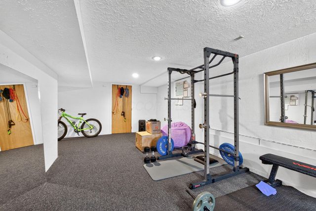 3900 Schirtzinger Road, Hilliard, OH 43026