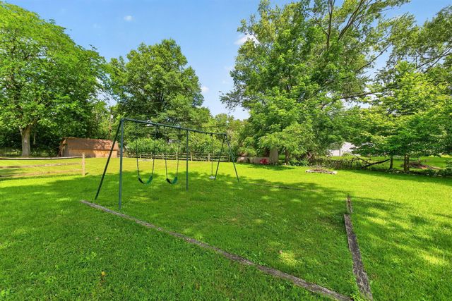 3900 Schirtzinger Road, Hilliard, OH 43026