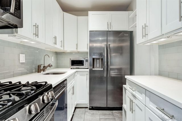 55-23 31st Avenue 4G, Woodside, NY 11377