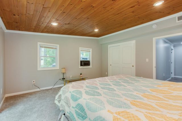 31 Church Street, Tilton, NH 03276