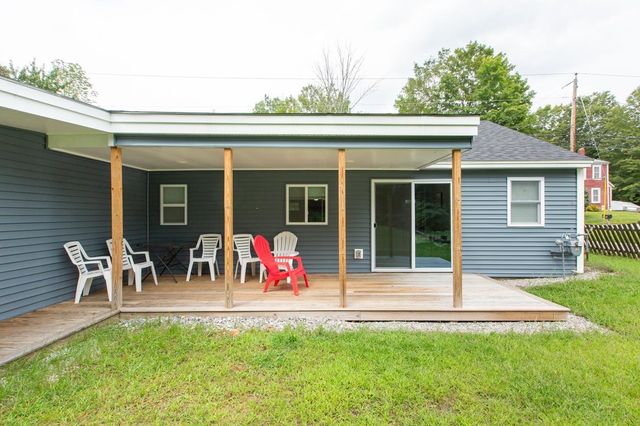 31 Church Street, Tilton, NH 03276