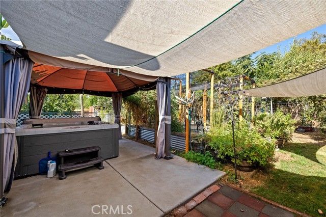 3010 Elmwood Avenue, Bakersfield, CA 93305