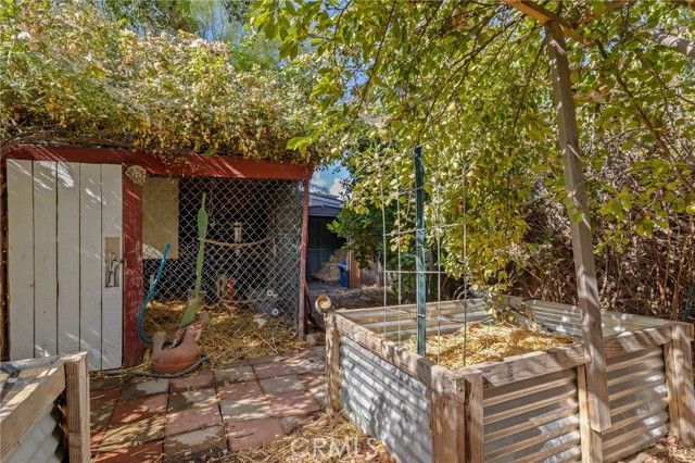 3010 Elmwood Avenue, Bakersfield, CA 93305