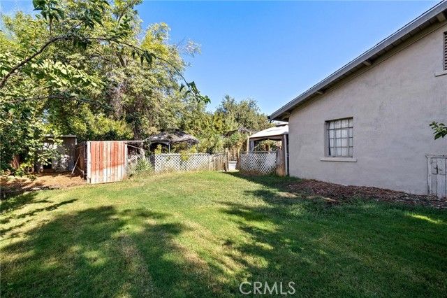 3010 Elmwood Avenue, Bakersfield, CA 93305