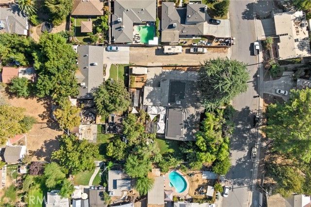 3010 Elmwood Avenue, Bakersfield, CA 93305